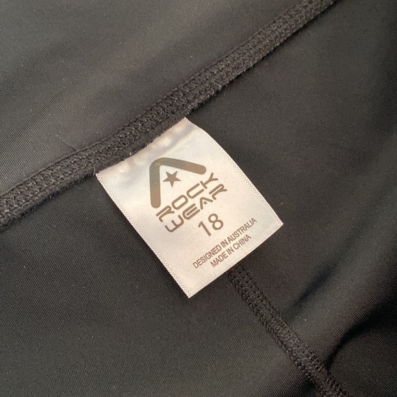 Rockwear Capri Leggings - Picture 6 of 6